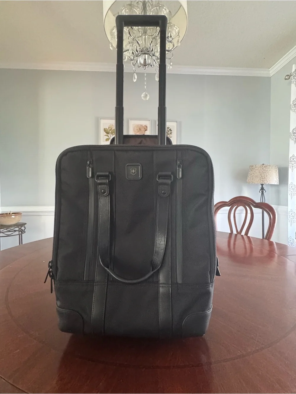 Victorinox Rolling Expandable Laptop Carry On Briefcase with Leather Accents
